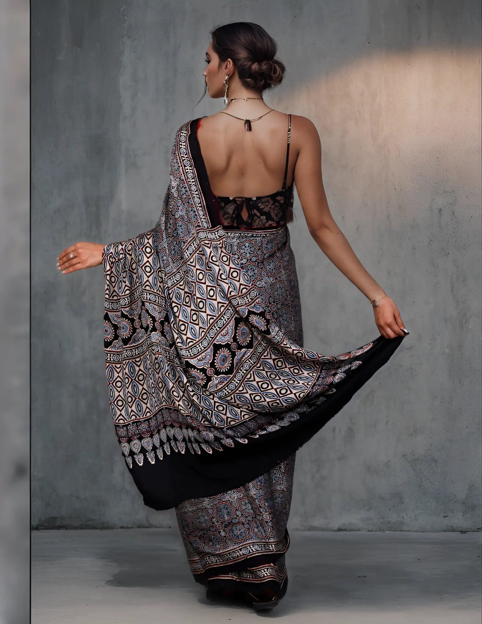 SAVOIR-FAIRE | Modal Silk | Ajrakh Print | Indidha Saree