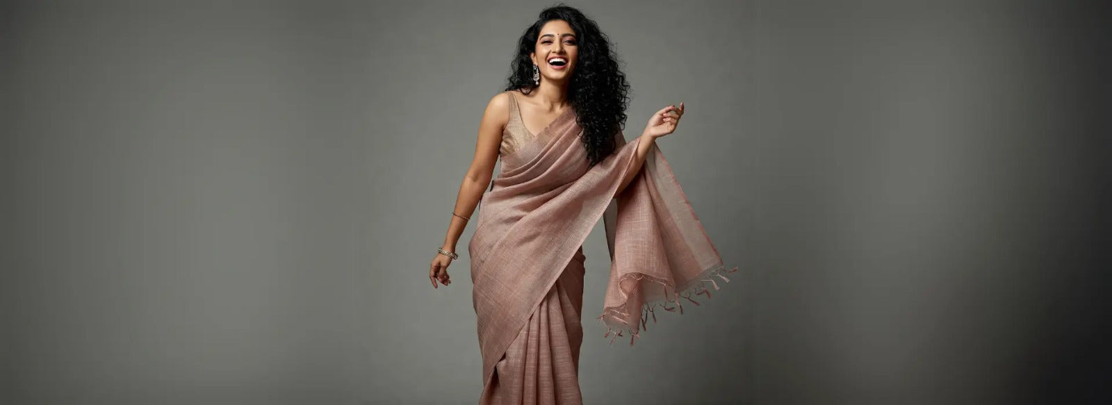 Tissue Sarees: The Art of Sheer Elegance and Timeless Weaving.