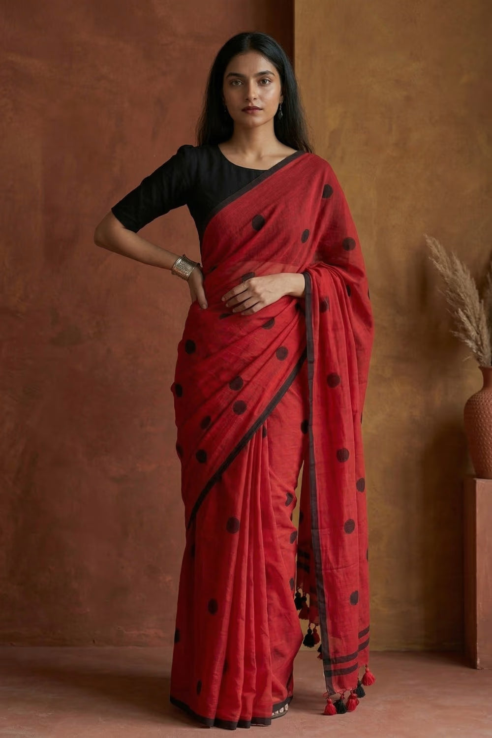 RED SAREE