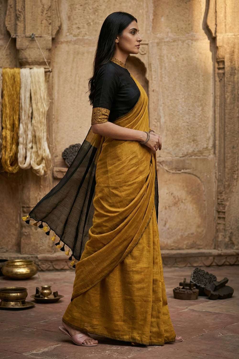 Zafran Noir | Textured Cotton | Indidha Saree