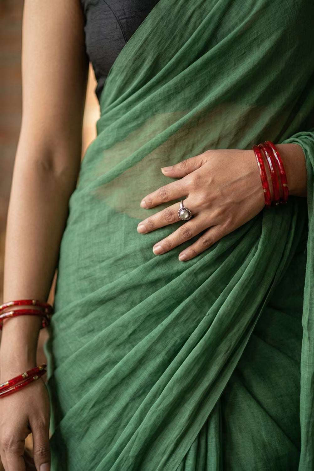 Dark Grace | Mul Cotton | Indidha Saree