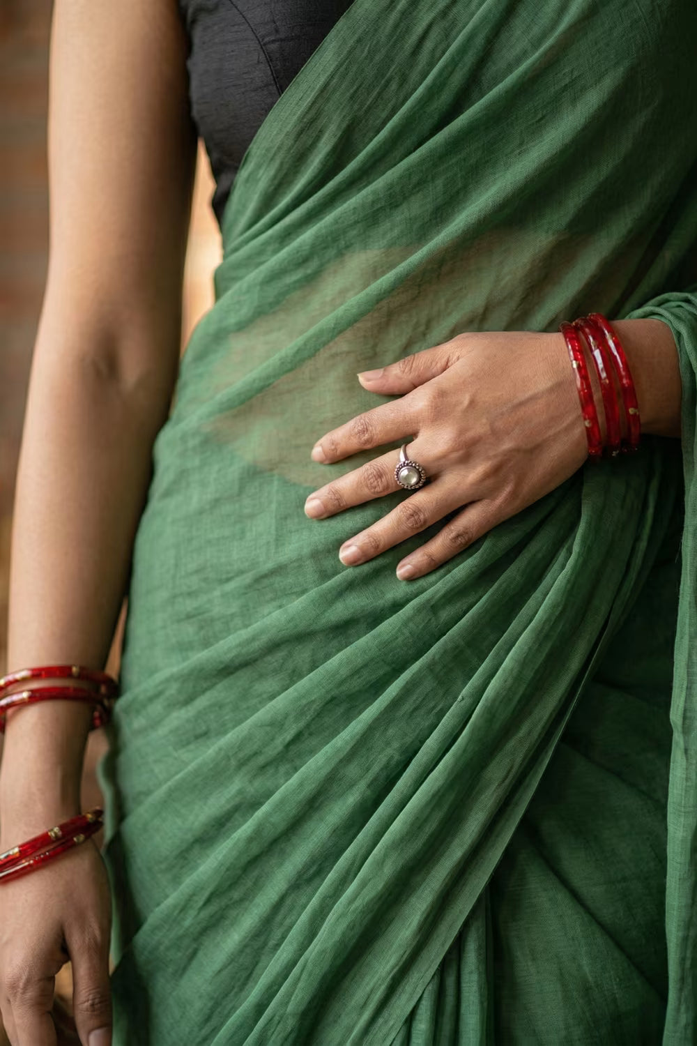 Dark Grace | Mul Cotton | Indidha Saree