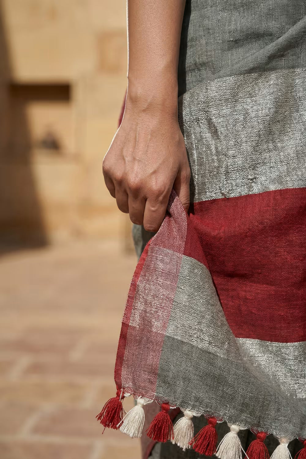 MINIMALIST GRAY | Linen by Linen | Indidha Saree