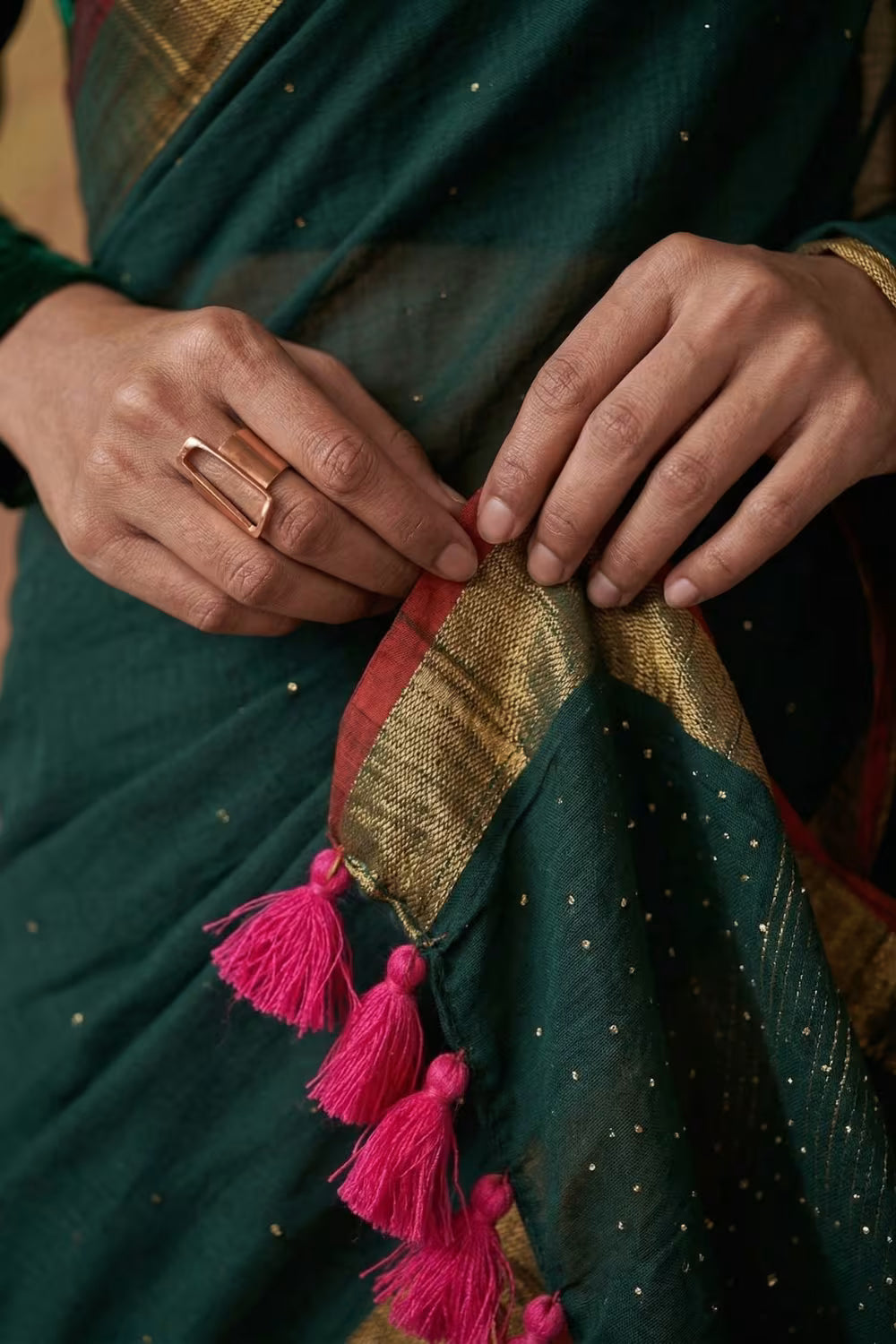 Gold-Flecked Silence | Mul Cotton | Indidha Saree