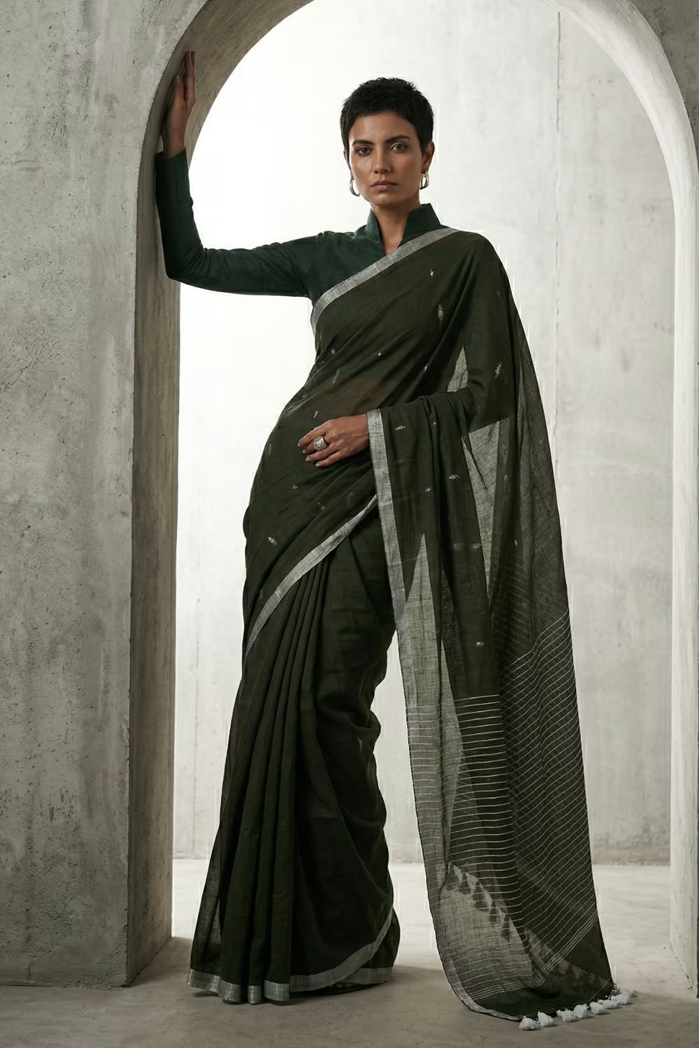 WOVEN OLIVE | Mul Cotton | Indidha Saree