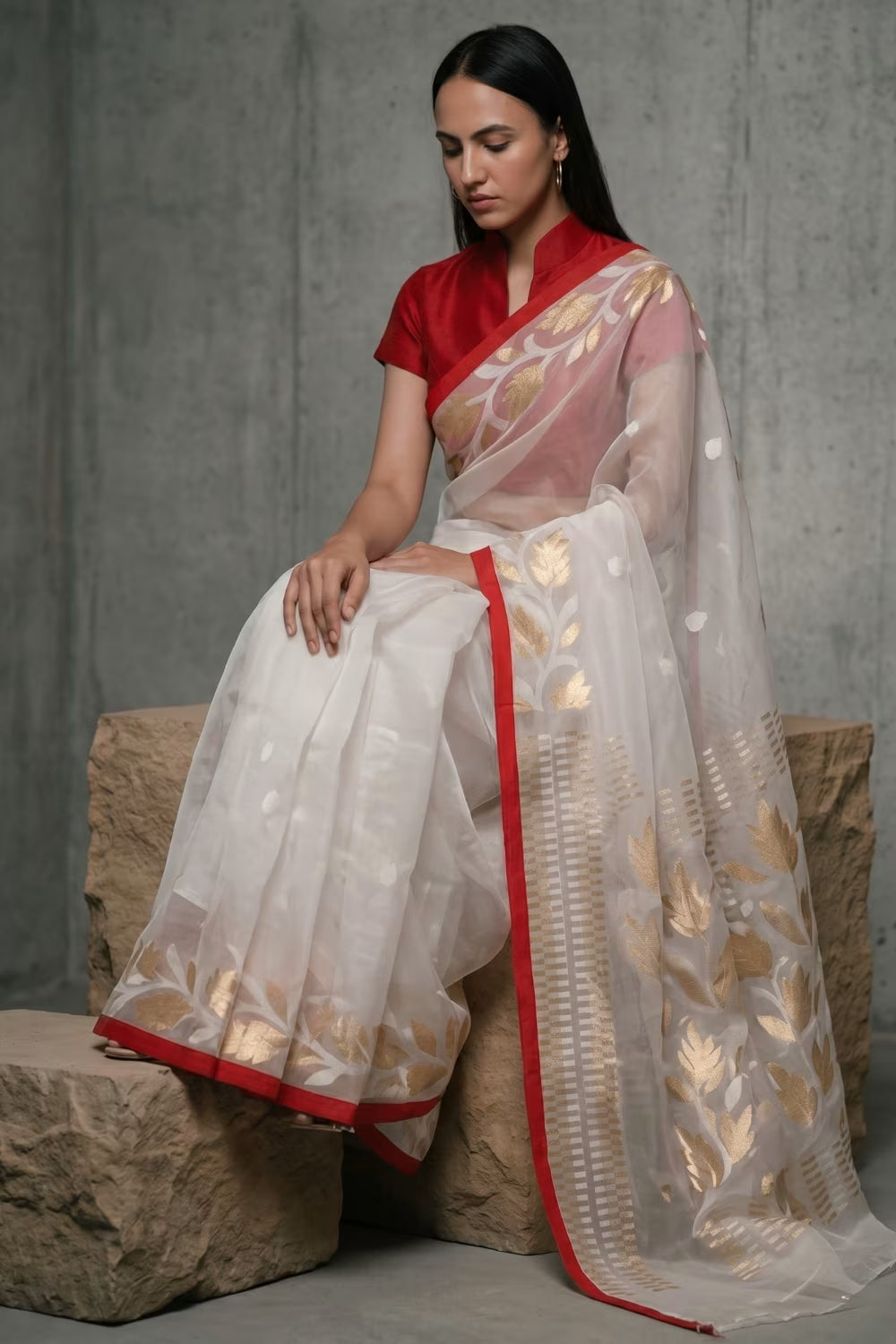 NOOR-E-NAZAKAT | Muslin Jamdani | Indidha Saree