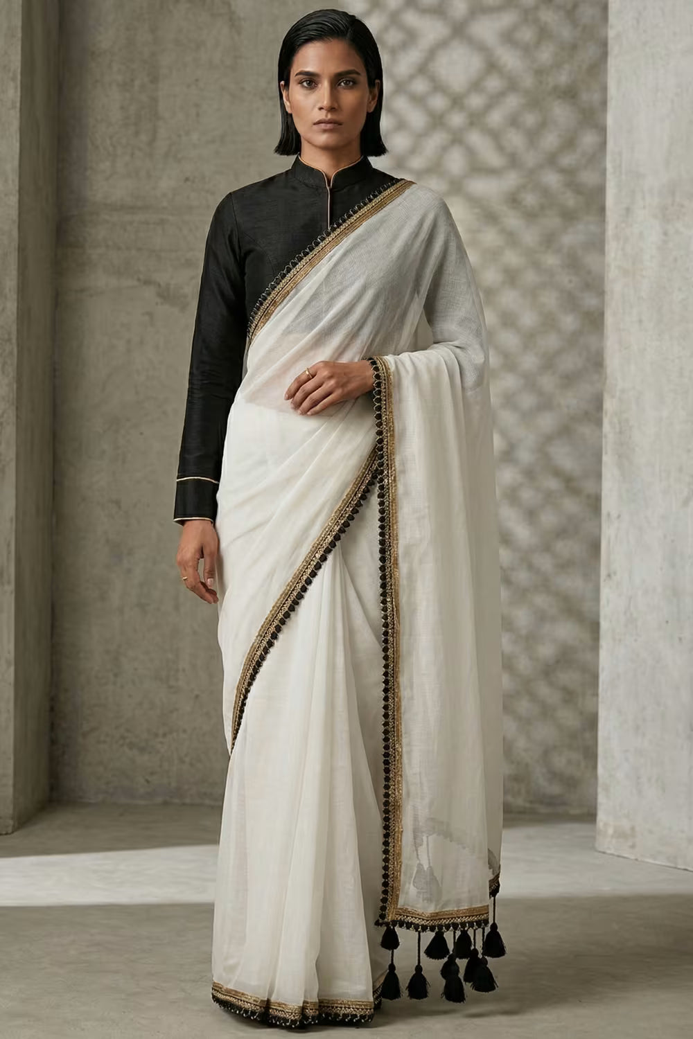 Quiet Contrast | Mul Cotton | Indidha Saree