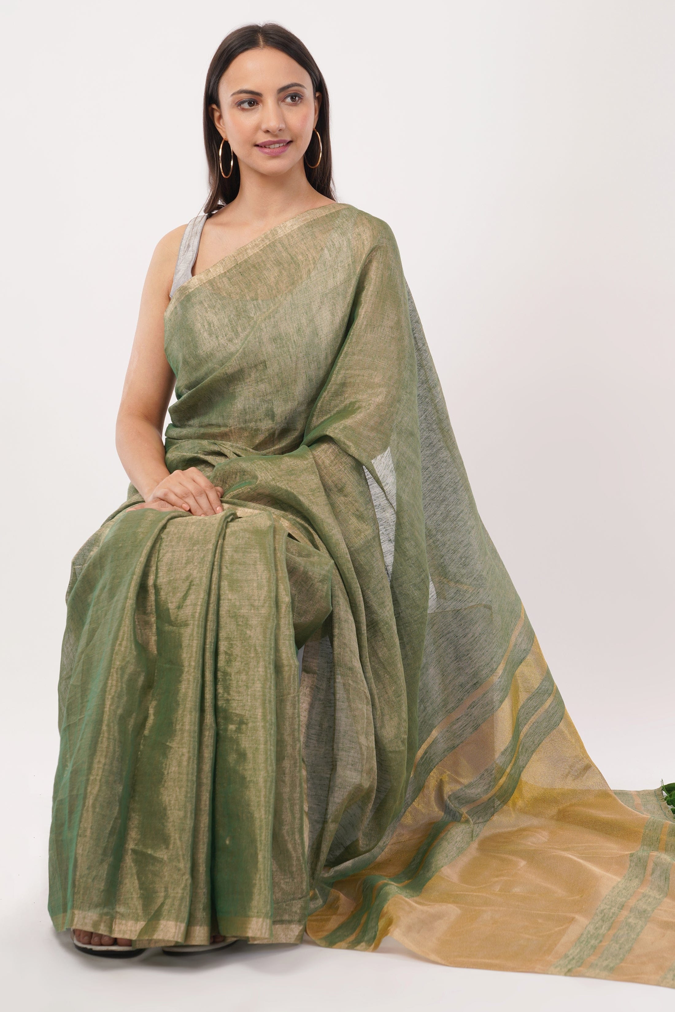 Puja Malakar, Fulia Saree GLIDED GREEN | Linen Tissue | Indidha Saree