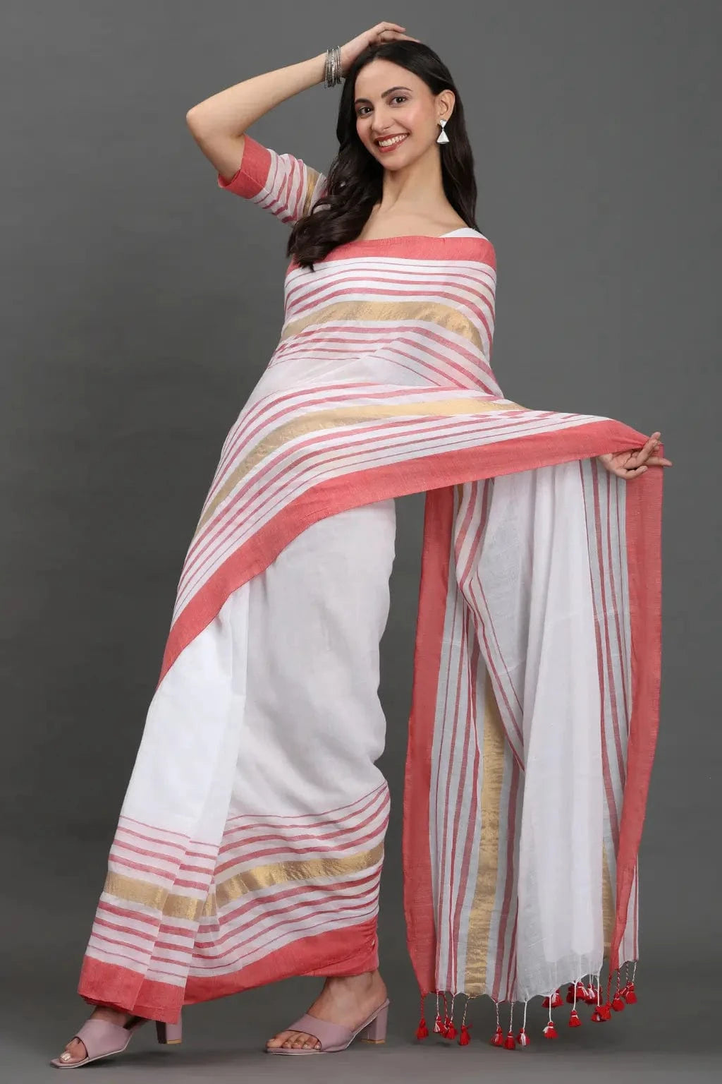 GULABI NOOR | Pure Cotton | Indidha Saree -  Gulaabi Noor - Blush Pink Handloom Cotton Saree | Indidha  Shop Gulaabi Noor – a pure cotton handloom saree with blush pink, gold, and white stripes. Soft, breezy, and elegant—perfect for summer wear. Only at Indidha.