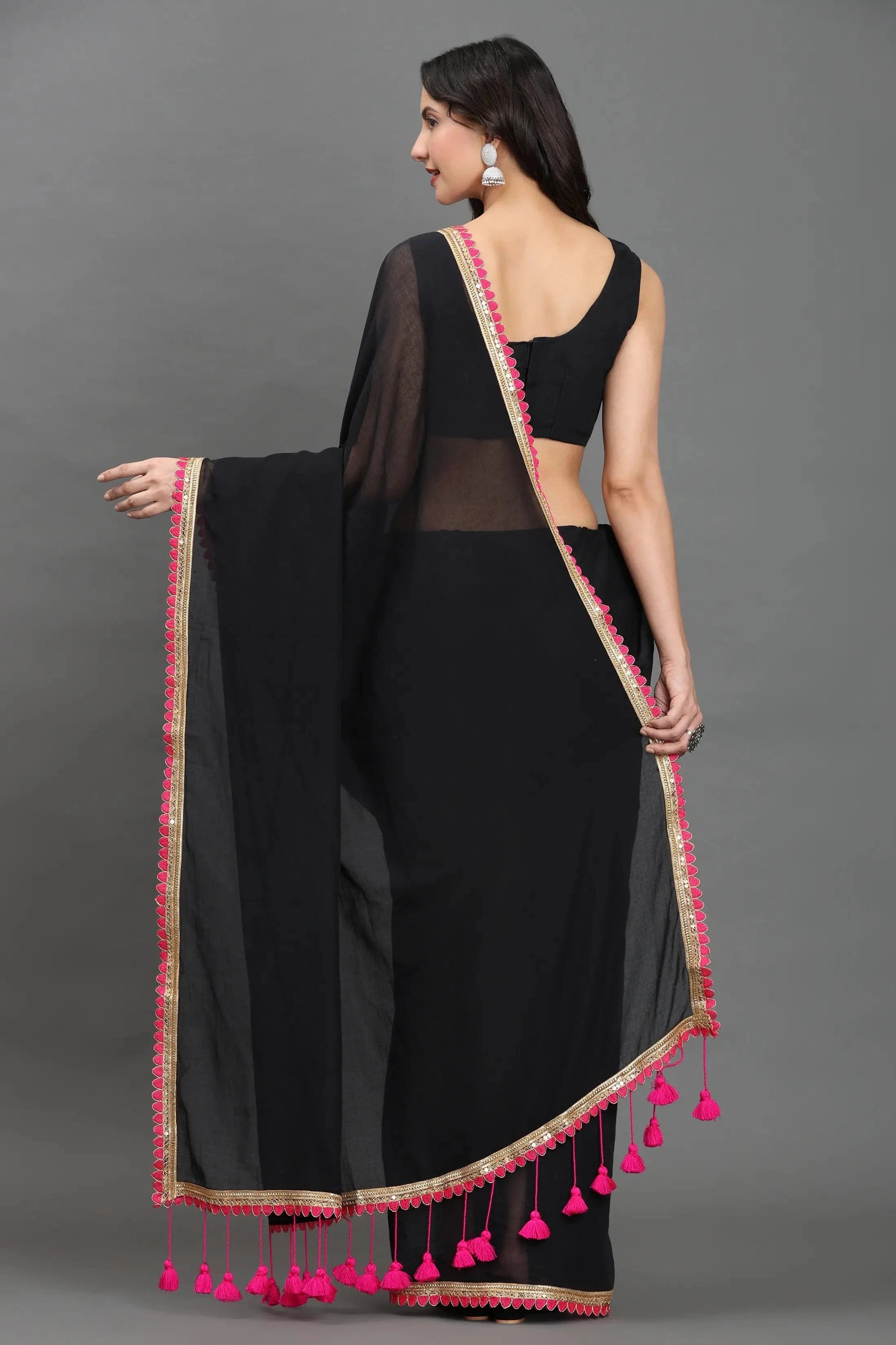 MIDNIGHT GULABO | Mul cotton | Indidha Saree -  Black Handloom Mul Cotton Saree with Pink Border – Lightweight & Elegant | Indidha  Shop the stunning black handloom mul cotton saree with pink scallop border and golden zari. Lightweight, breathable, and perfect for effortless festive styling.