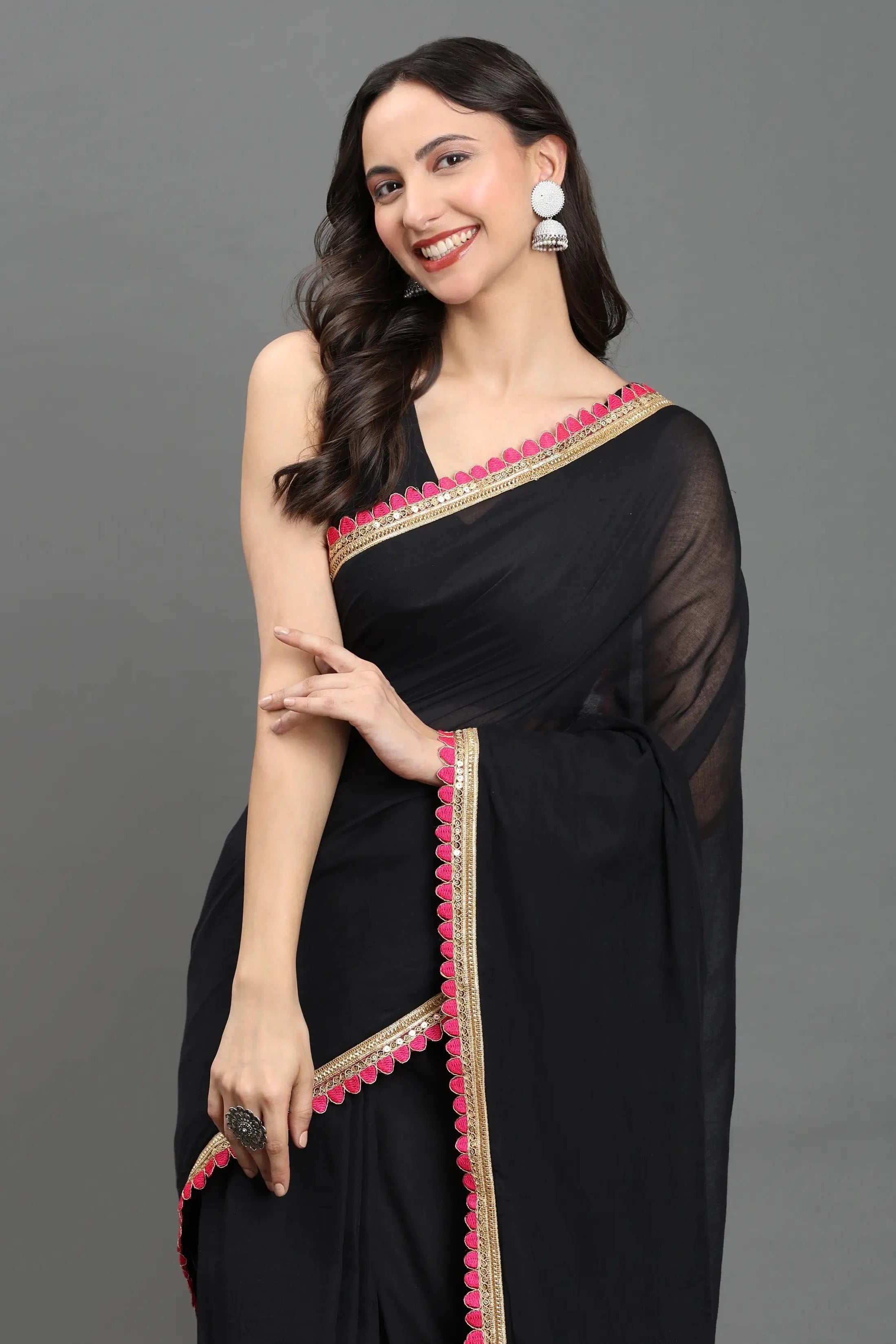 MIDNIGHT GULABO | Mul cotton | Indidha Saree -  Black Handloom Mul Cotton Saree with Pink Border – Lightweight & Elegant | Indidha  Shop the stunning black handloom mul cotton saree with pink scallop border and golden zari. Lightweight, breathable, and perfect for effortless festive styling.
