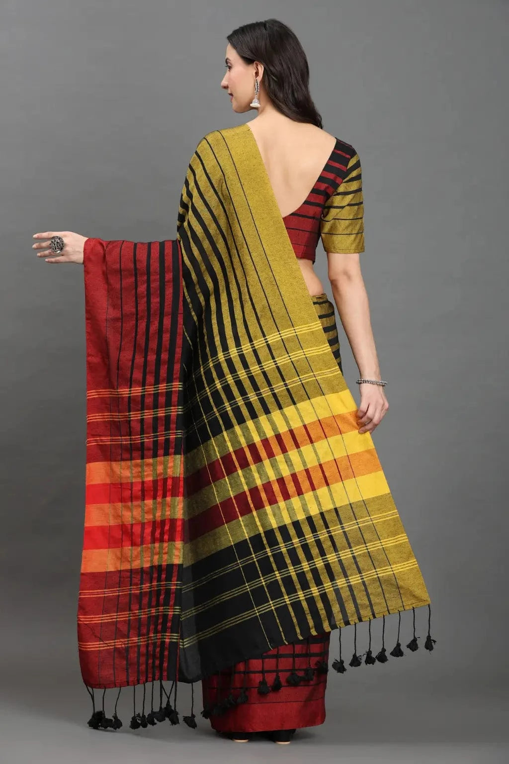 TEZ TARAANA | Pure Cotton | Indidha Saree -  Handloom Pure Cotton Saree in Mustard, Red & Black | Indidha  Shop this stunning handloom pure cotton saree in golden mustard, red & black. Lightweight, breathable & artisan-crafted. Perfect for festive, formal & everyday grace.