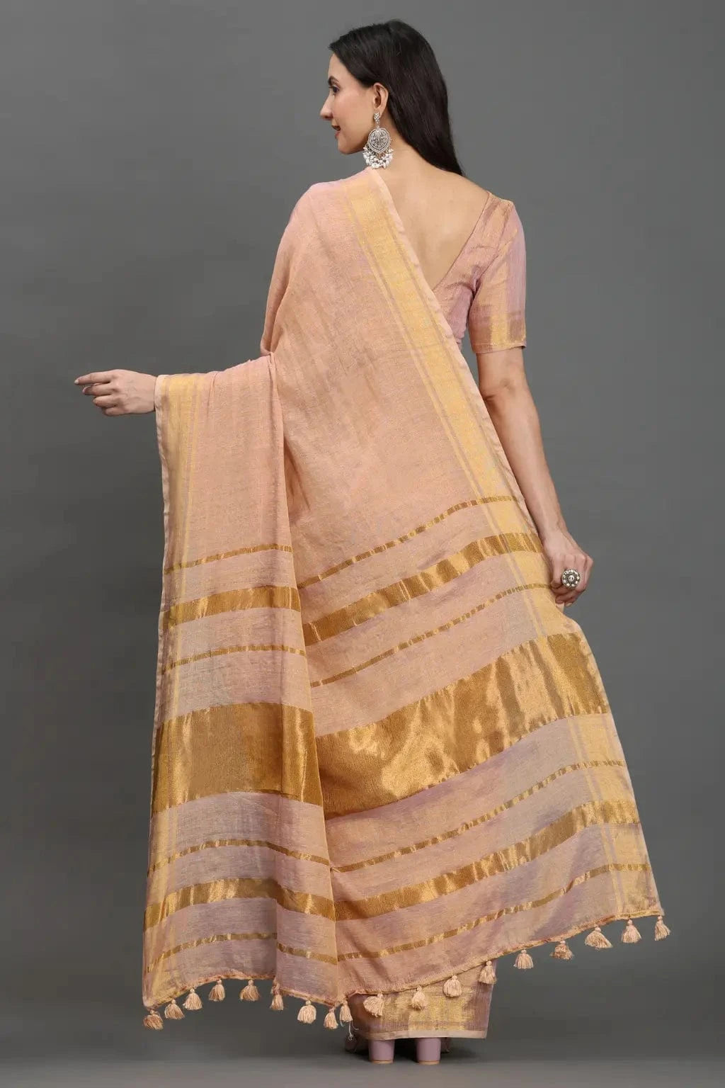 ZARSI GULABI | Linen Tissue | Indidha Saree -  Golden Blush Handloom Linen Tissue Saree | Festive Elegance by Indidha  Drape yourself in elegance with Indidha’s Golden Blush handloom linen tissue saree. Lightweight, shimmering, and timeless – perfect for festive and graceful moments.