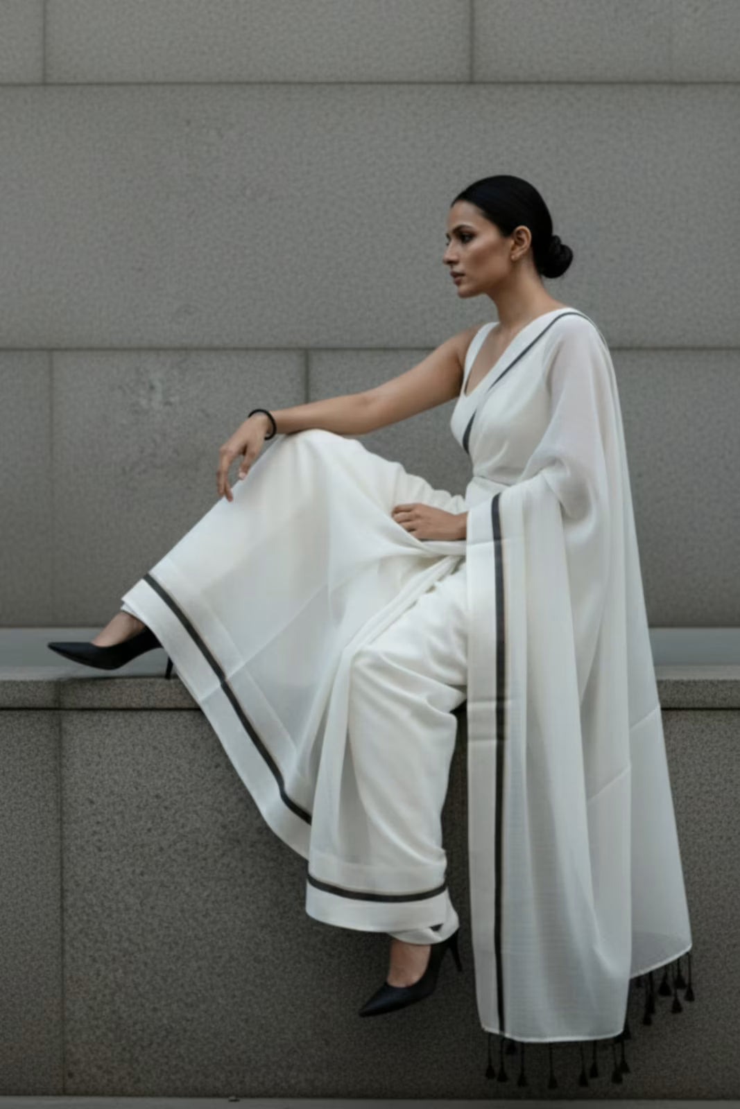 City Monochrome | Mul Cotton | Indidha Saree