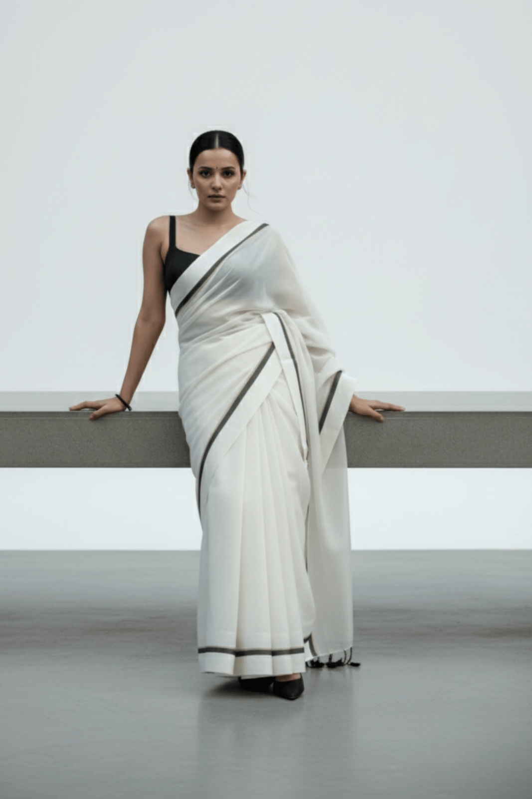 City Monochrome | Mul Cotton | Indidha Saree
