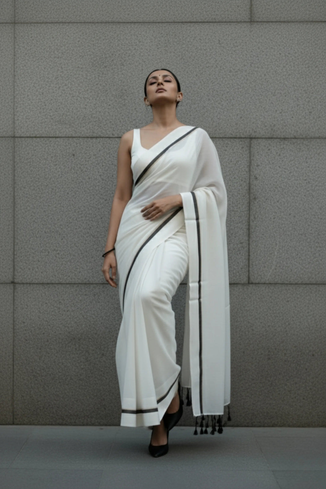 City Monochrome | Mul Cotton | Indidha Saree