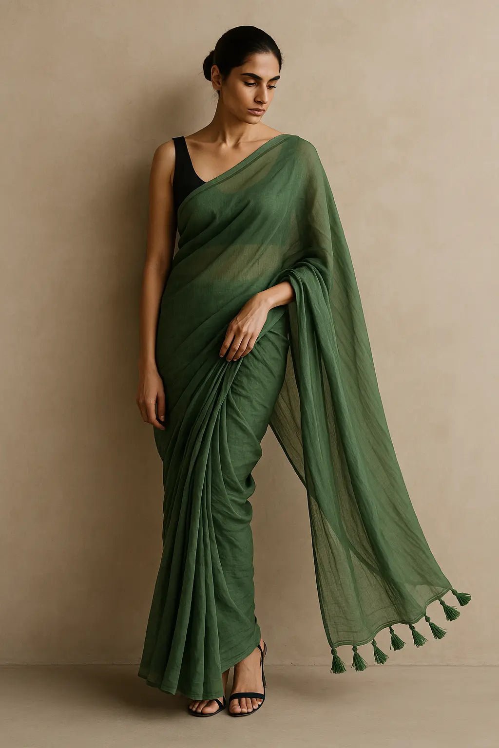 Dark Grace | Handloom Mul Cotton | Indidha Saree