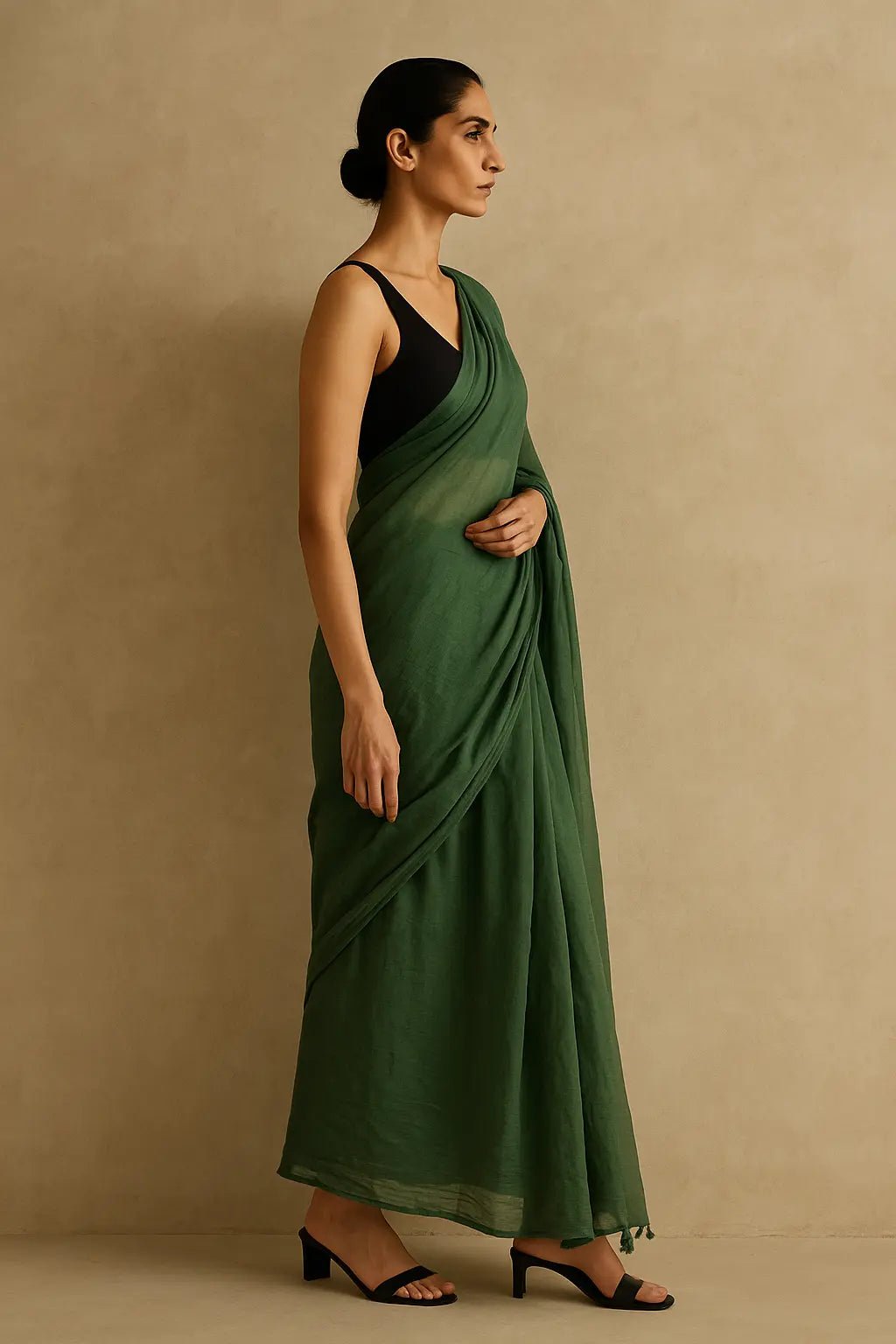 Dark Grace | Handloom Mul Cotton | Indidha Saree