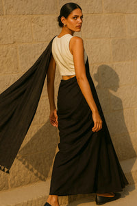 Ebon Drape | Mul Cotton | Indidha Saree
