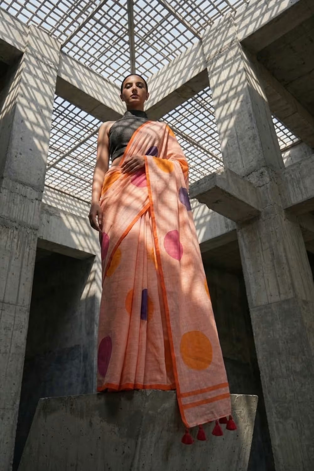 COZY DOTS | Mul Cotton | Indidha Saree