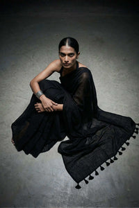 Ebon Drape | Mul Cotton | Indidha Saree