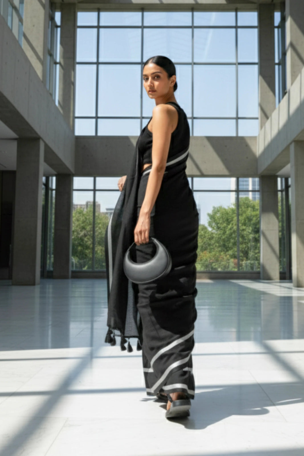 Kaali Reva | Handloom Mul Cotton | Indidha Saree