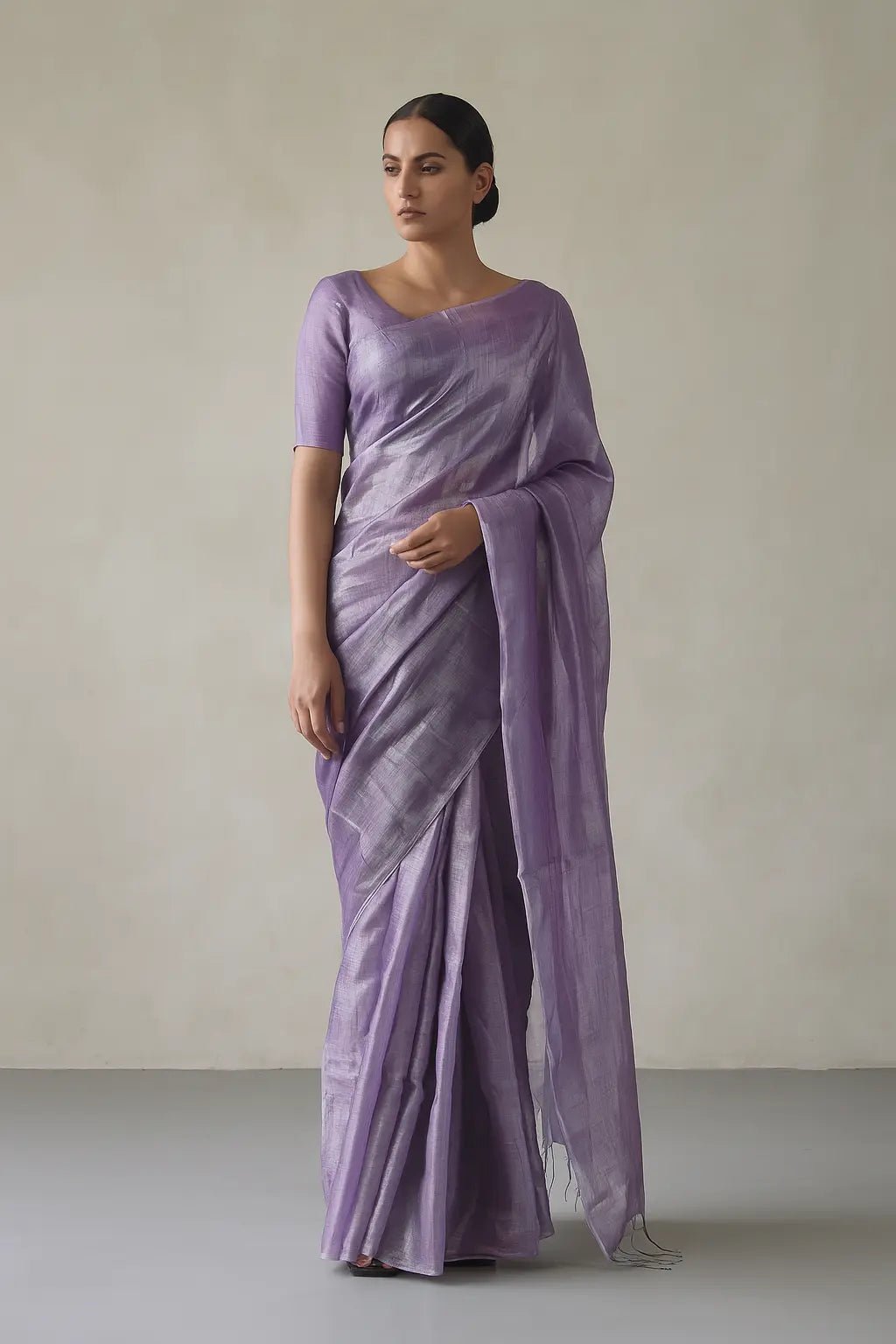 LUSTROUS MOONLIT | Handloom Tissue | Indidha Saree