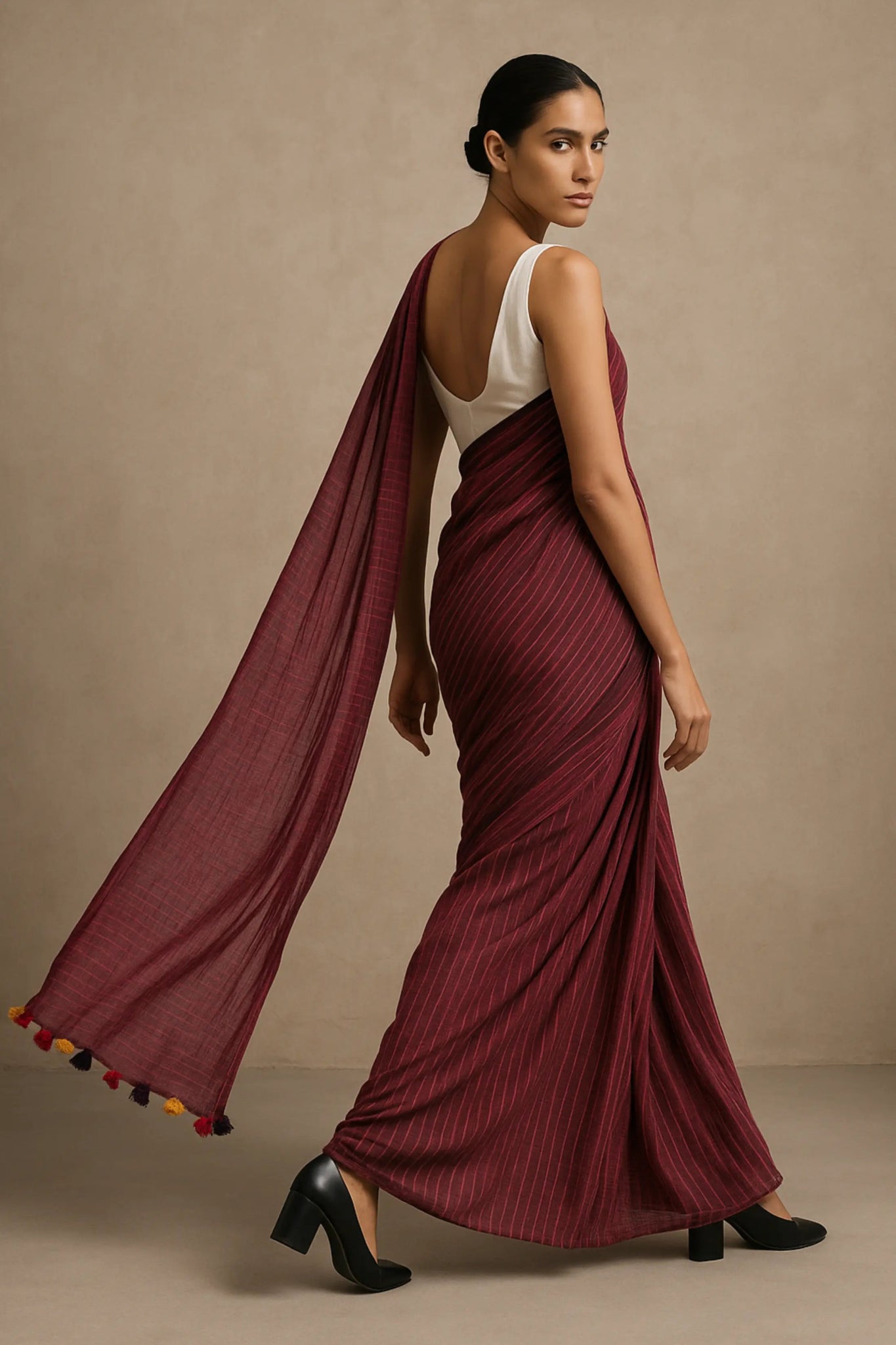 RANGOLI RHYTHM | Mul Cotton | Indidha Saree
