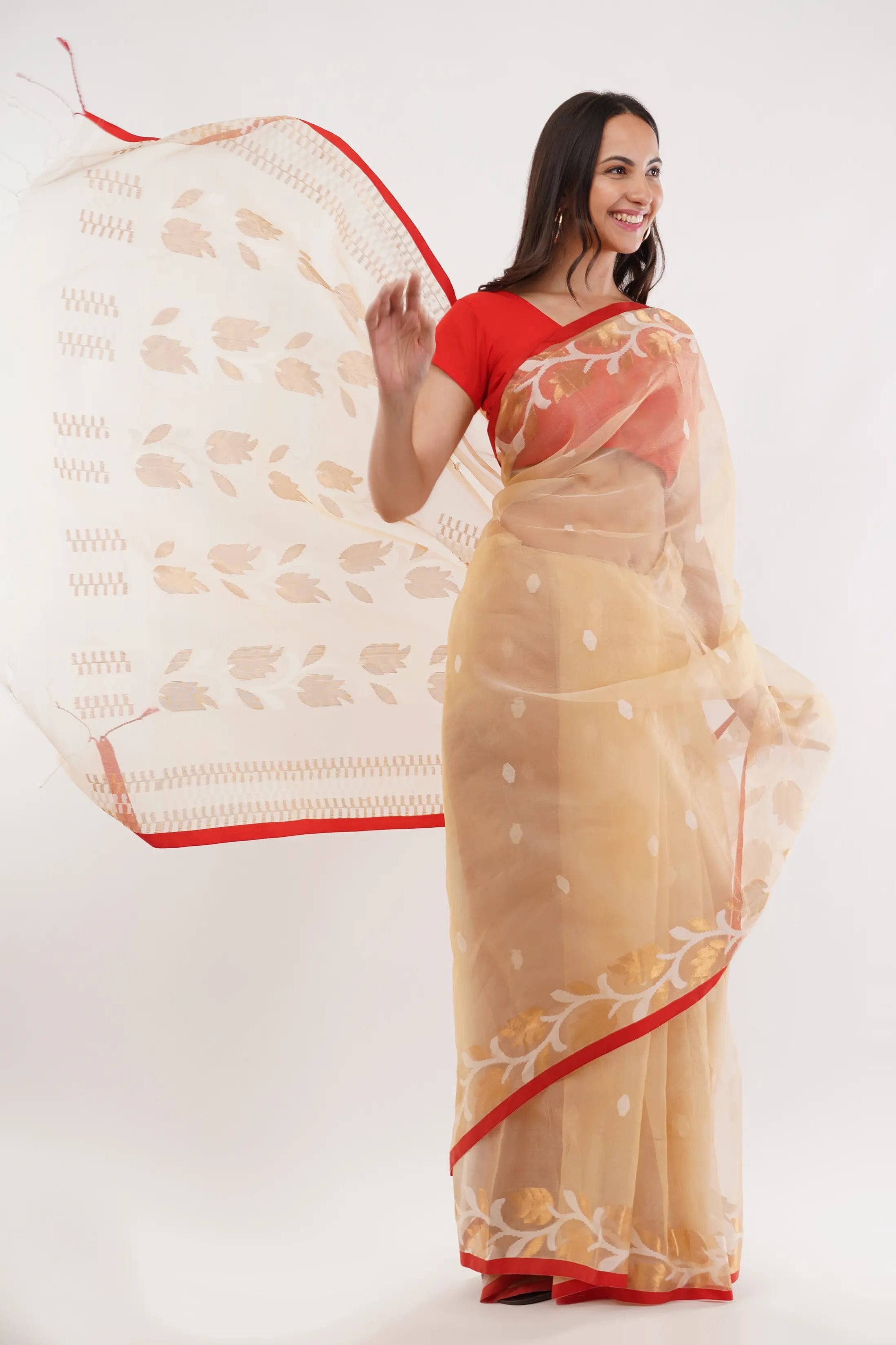 Puja Malakar, Fulia Saree GULZAR MUSLIN MAGIC | Pure Muslin Jamdani | Indidha Saree