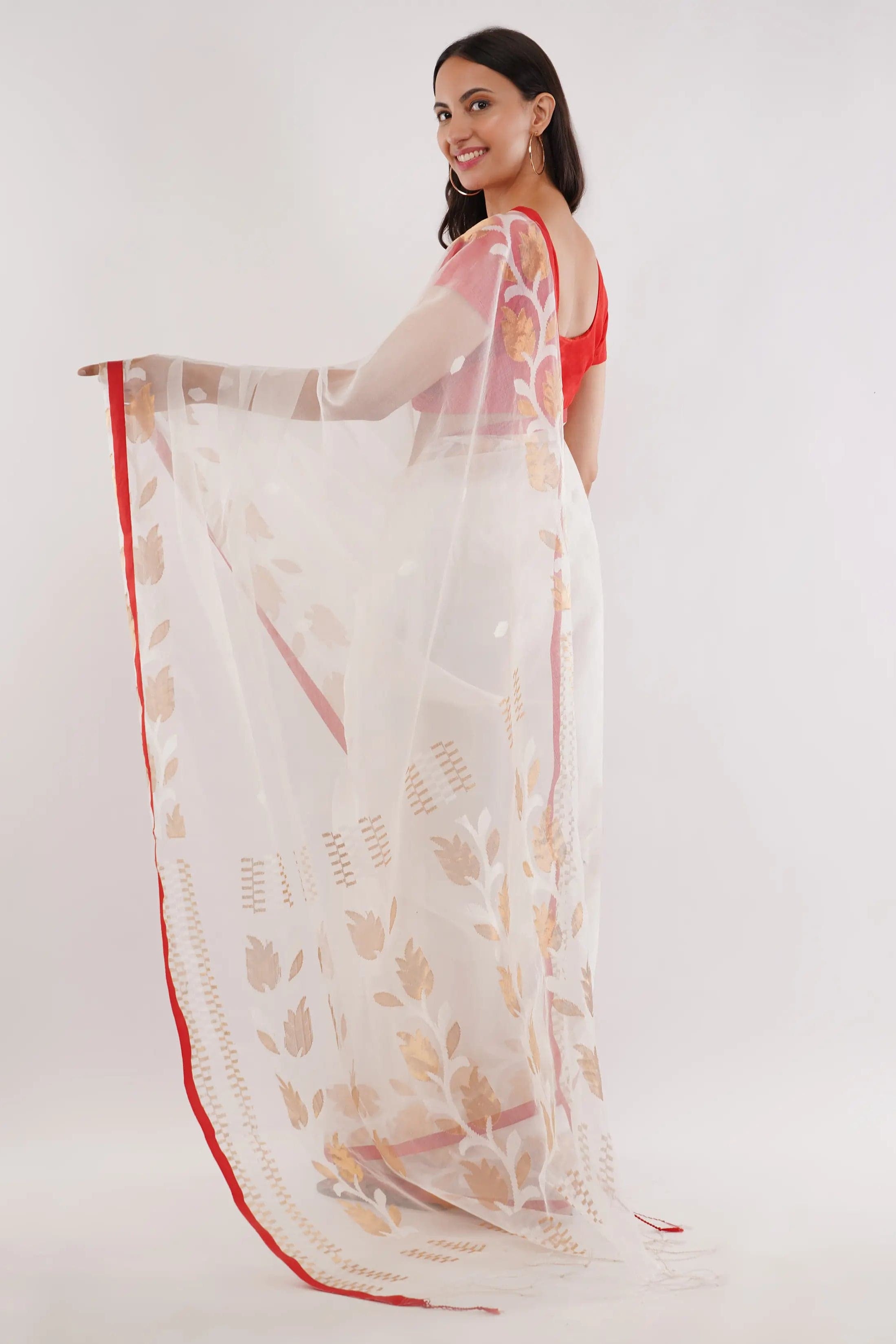 NOOR-E-NAZAKAT | Pure Muslin Jamdani | Indidha Saree