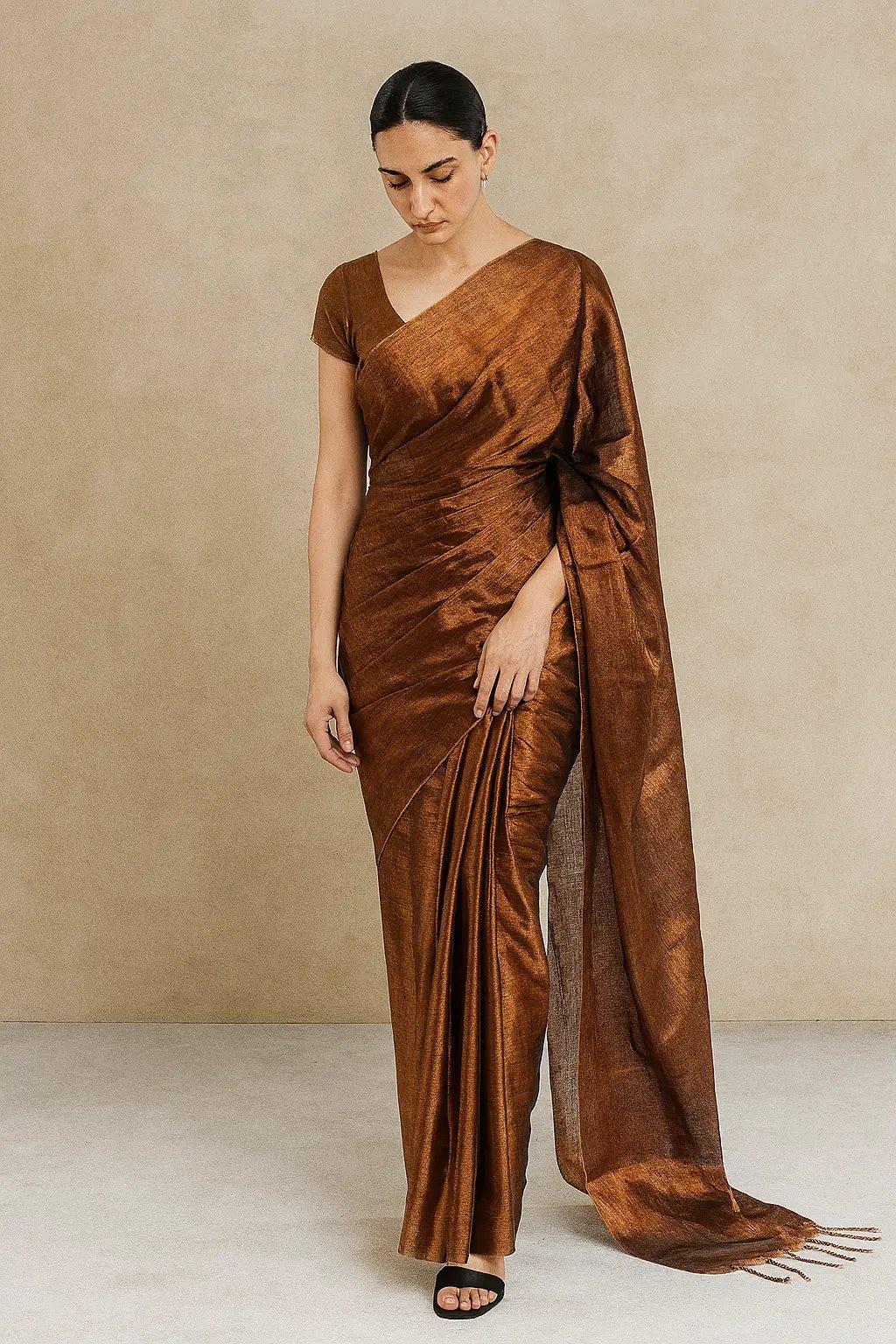 SHIMMERING BRONZE | Handloom Tissue | Indidha Saree