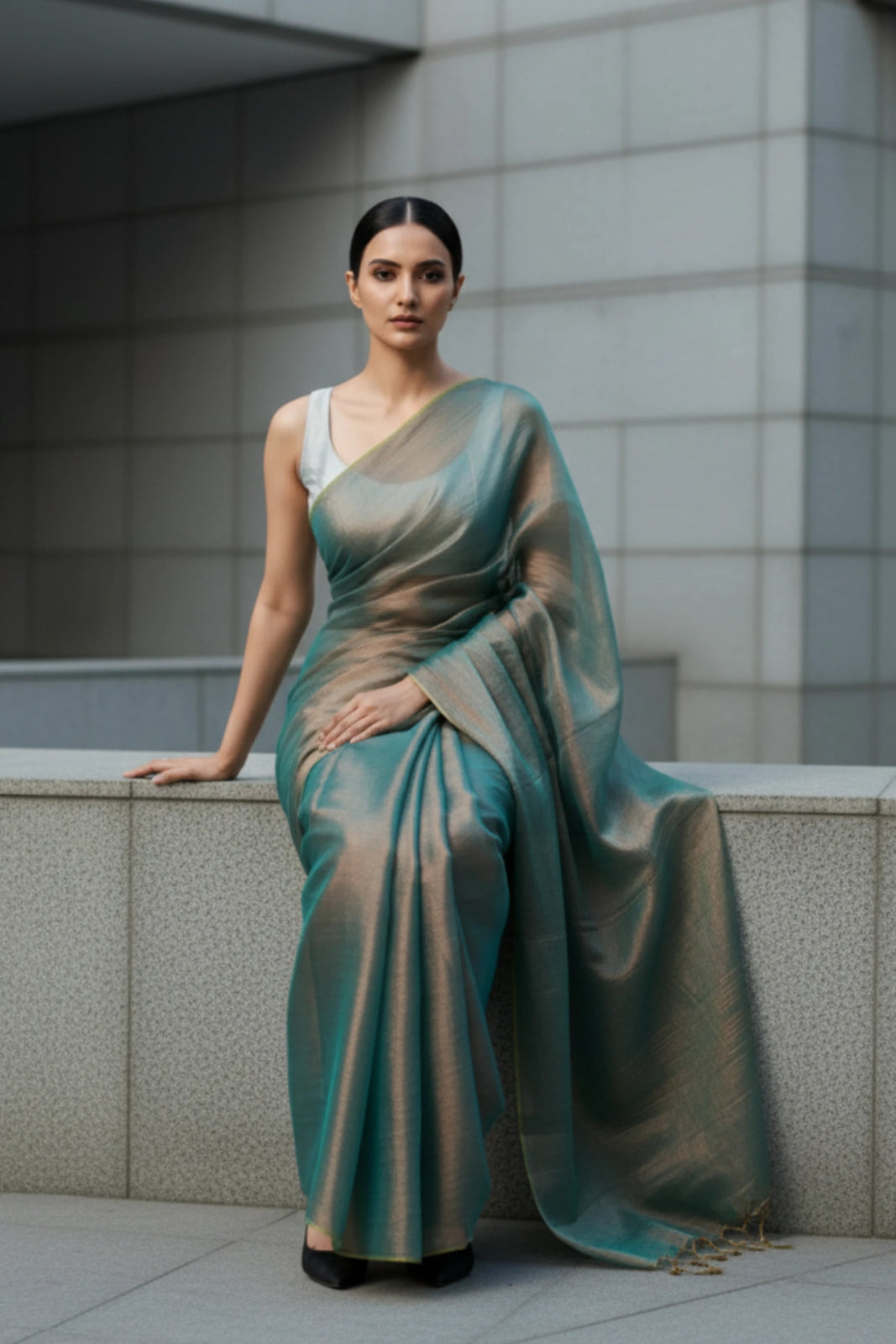 SHIMMERING TEAL | Handloom Tissue | Indidha Saree