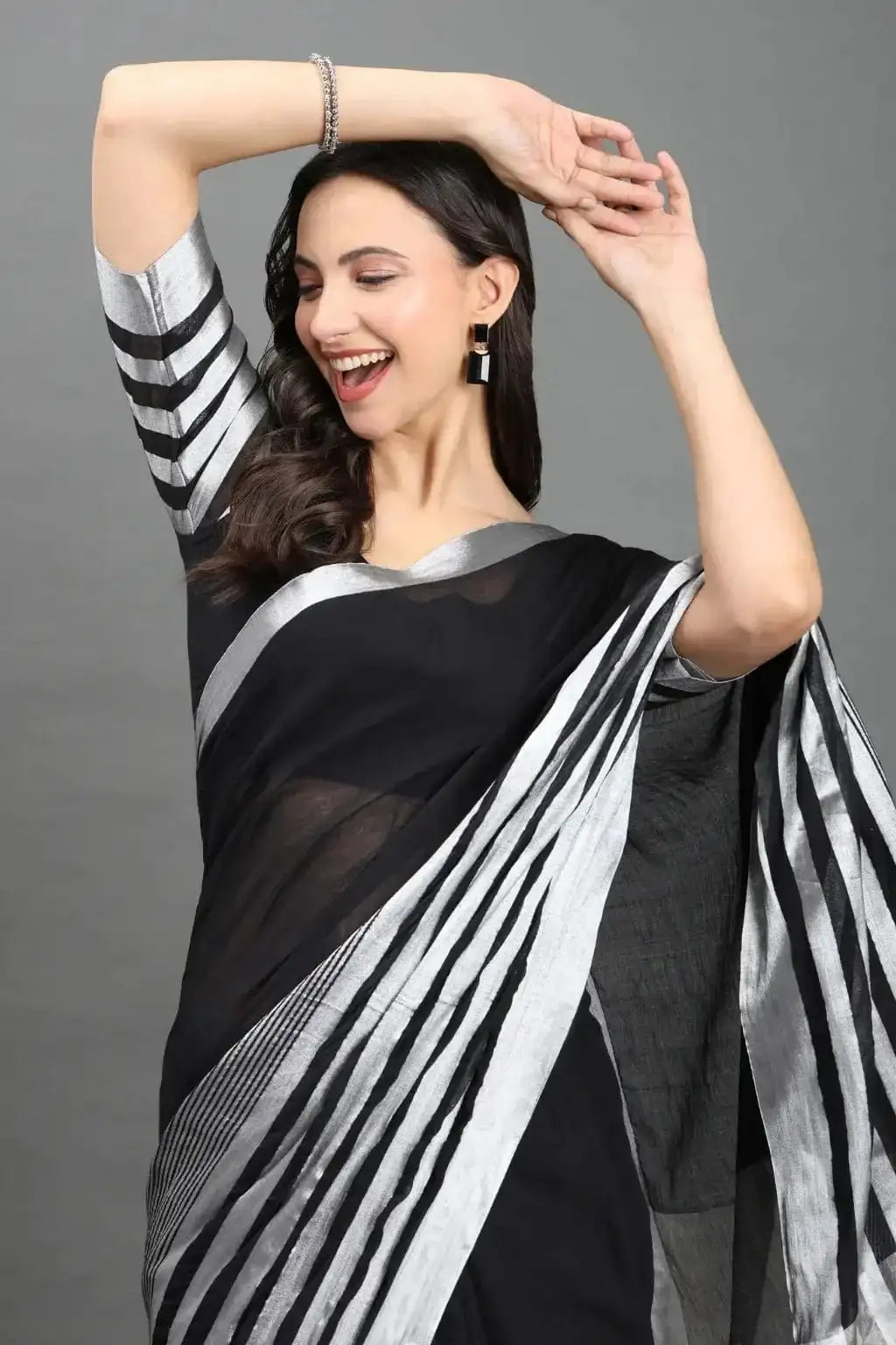 SILVER STREAK | Mul Cotton | Indidha Saree