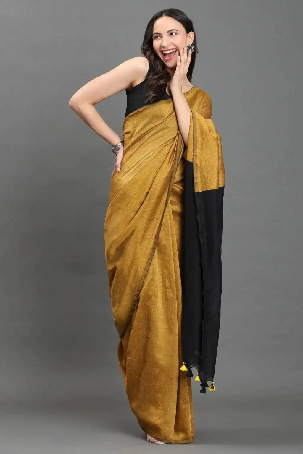 Zafran Noir | Textured Cotton | Indidha Saree
